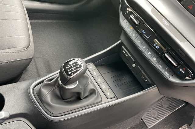 Hyundai Bayon 1.0 T-GDi (100ps) Premium 48 Volt MHEV