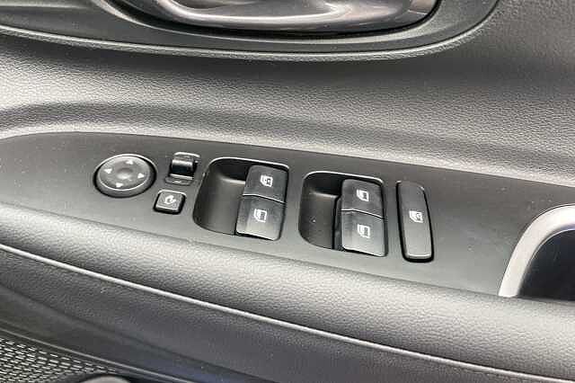 Hyundai Bayon 1.0 T-GDi (100ps) Premium 48 Volt MHEV