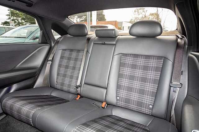 Hyundai IONIQ 6 E(325ps) First Edition 77kWh(Dual Motor) AWD BIOPHILLIC BLUE