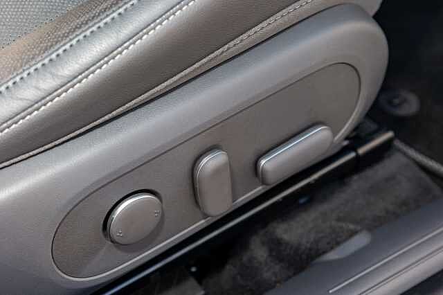 Hyundai KONA E (218ps) Ultimate