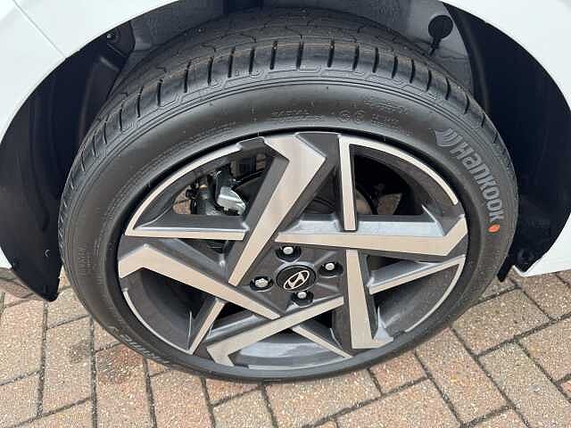 Hyundai i20 1.0T GDi Premium 5dr