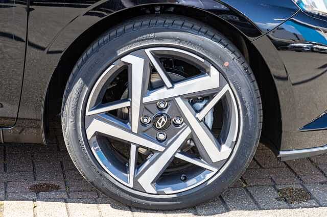 Hyundai i20 1.0T GDi Premium 5dr DCT