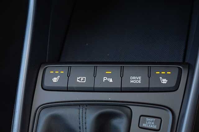 Hyundai i20 1.0T GDi Premium 5dr DCT