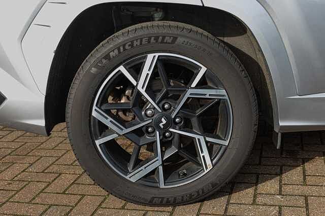 Hyundai TUCSON 1.6T Plug-in Hybrid N Line 5dr 4WD Auto