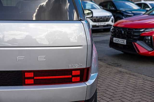 Hyundai SANTA FE 1.6 TGDi Plug-in Hybrid Ultimate 5dr 4WD Auto