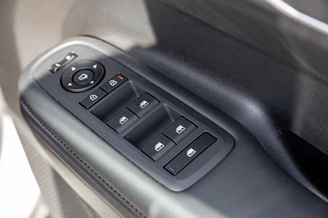 Hyundai SANTA FE 1.6 TGDi Plug-in Hybrid Ultimate 5dr 4WD Auto