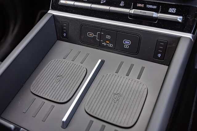 Hyundai SANTA FE 1.6 TGDi Plug-in Hybrid Ultimate 5dr 4WD Auto