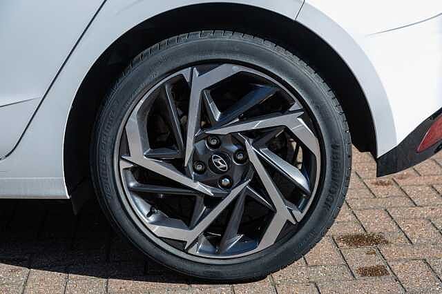 Hyundai i20 1.0T GDi 48V MHD Premium 5dr