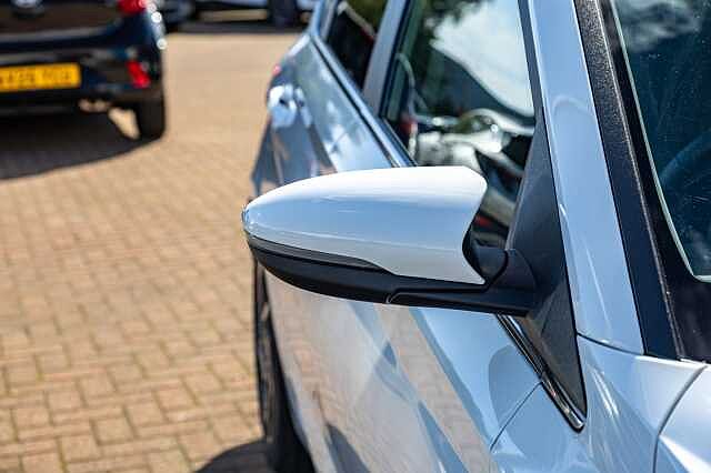 Hyundai i20 1.0T GDi 48V MHD Premium 5dr