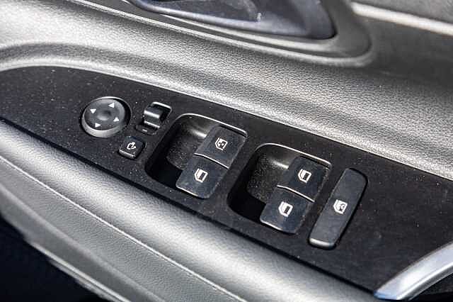 Hyundai i20 1.0T GDi 48V MHD Premium 5dr