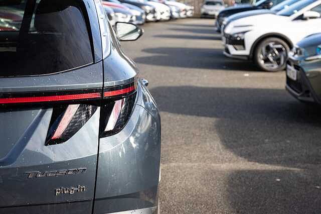 Hyundai TUCSON 1.6 TGDi Plug-in Hybrid Premium 5dr 4WD Auto