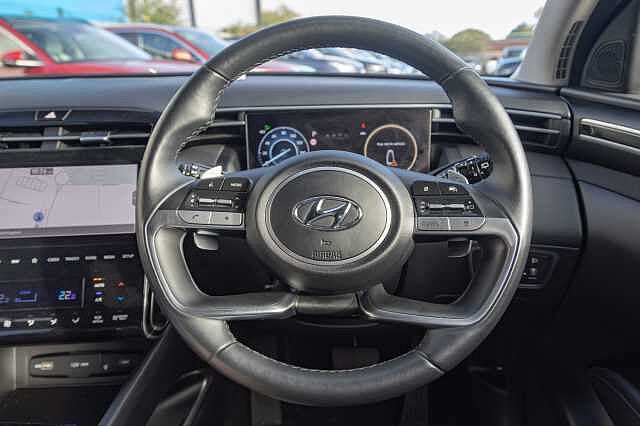 Hyundai TUCSON 1.6 TGDi Plug-in Hybrid Premium 5dr 4WD Auto