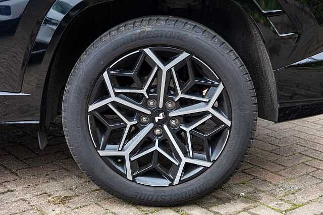 Hyundai TUCSON 1.6 TGDi Hybrid 230 N Line S 5dr 2WD Auto Phantom Black