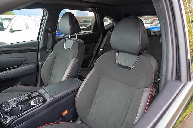 Hyundai TUCSON 1.6 TGDi Hybrid 230 N Line S 5dr 2WD Auto Phantom Black