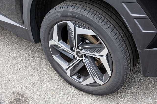 Hyundai TUCSON 1.6 TGDi Hybrid 230 Premium 5dr 2WD Auto