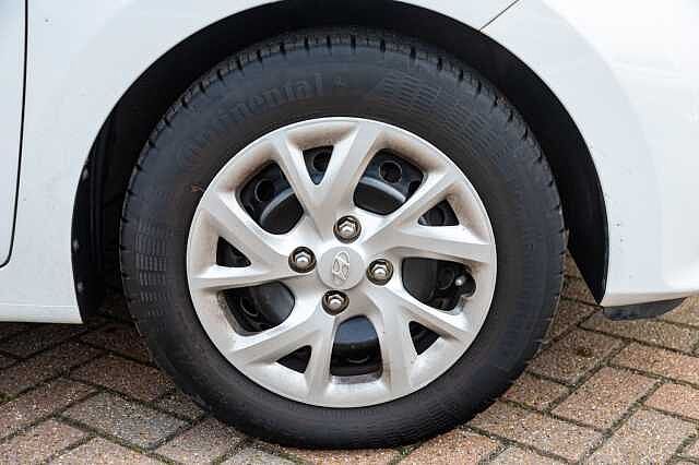 Hyundai i10 1.0 SE 5dr