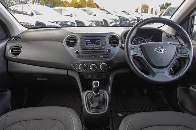 Hyundai i10 1.0 SE 5dr