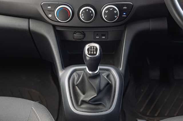 Hyundai i10 1.0 SE 5dr