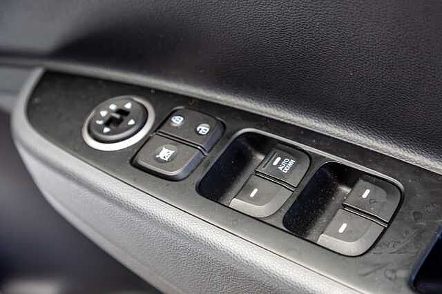 Hyundai i10 1.0 SE 5dr