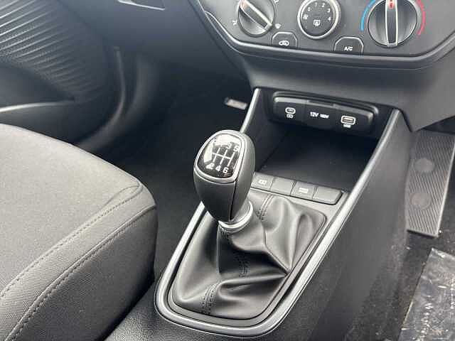 Hyundai Bayon Hatchback 1.0 TGDi Advance 5dr