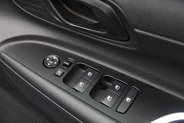 Hyundai Bayon Hatchback 1.0 TGDi Advance 5dr DCT