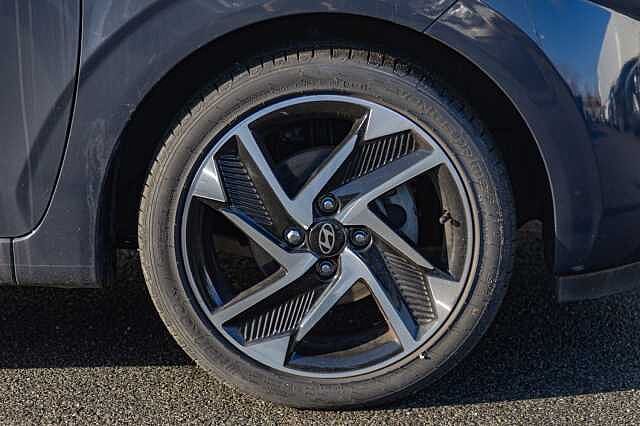 Hyundai i10 1.0 [63] Premium 5dr Auto [Nav]