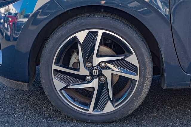 Hyundai i10 1.0 [63] Premium 5dr Auto [Nav]