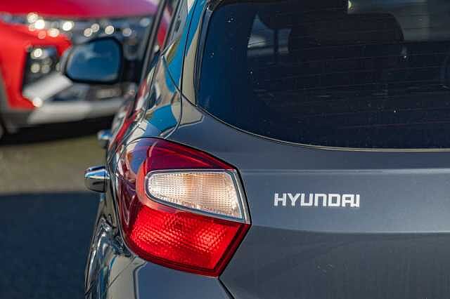 Hyundai i10 1.0 [63] Premium 5dr Auto [Nav]