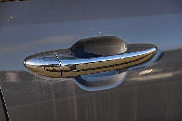 Hyundai i10 1.0 [63] Premium 5dr Auto [Nav]