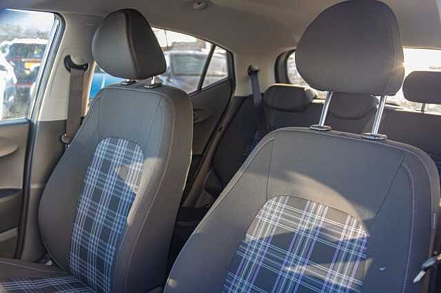 Hyundai i10 1.0 [63] Premium 5dr Auto [Nav]