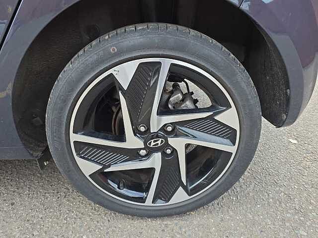 Hyundai i10 1.0 [63] Premium 5dr Auto [Nav]