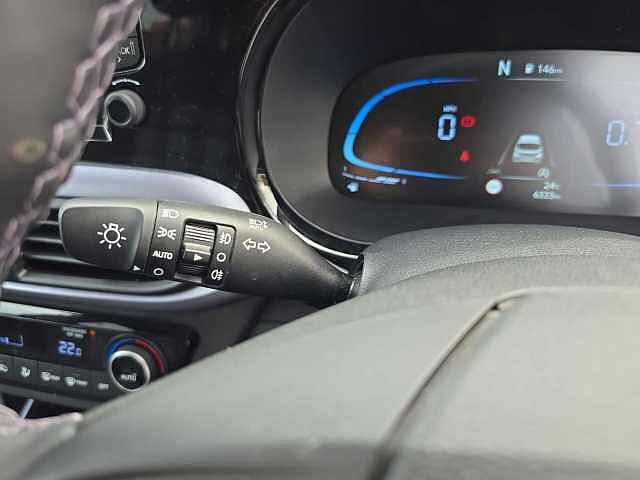 Hyundai i10 1.0 [63] Premium 5dr Auto [Nav]