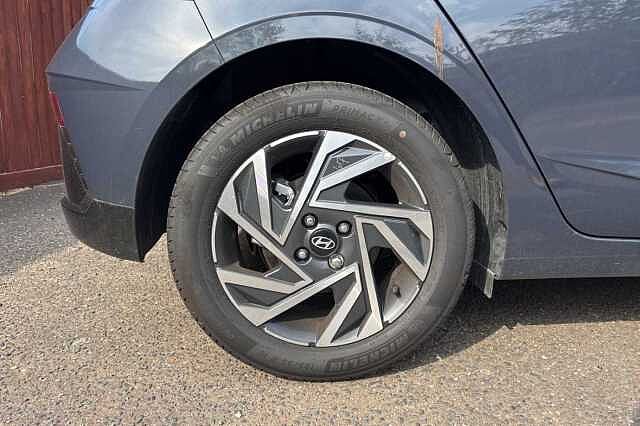 Hyundai i20 1.0T GDi Advance 5dr