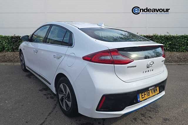Hyundai IONIQ 1.6 GDi Hybrid Premium 5dr DCT