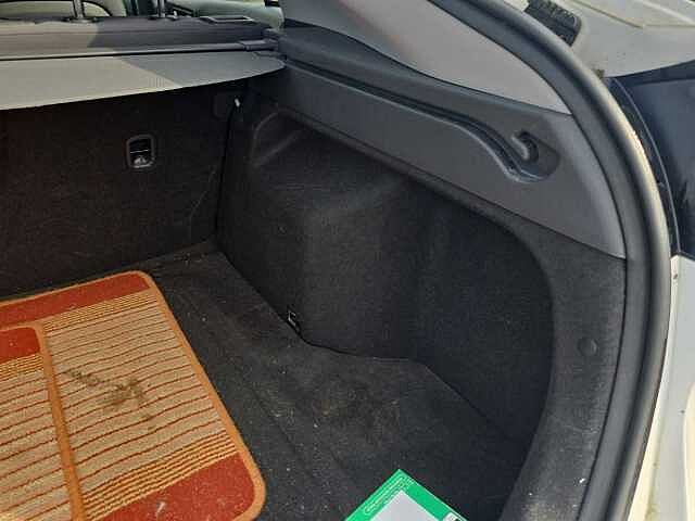 Hyundai IONIQ 1.6 GDi Hybrid Premium 5dr DCT