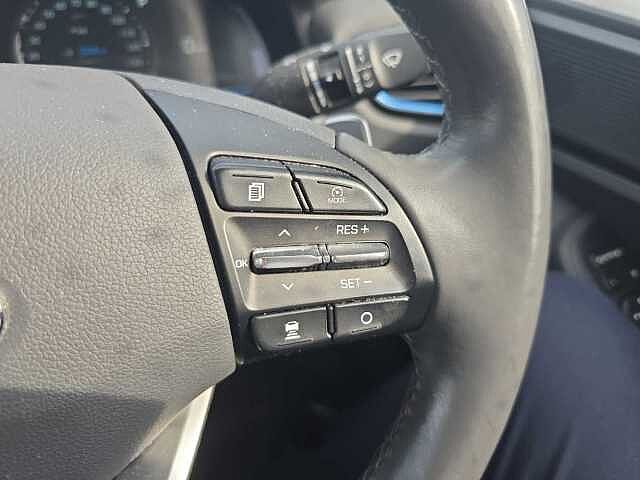 Hyundai IONIQ 1.6 GDi Hybrid Premium 5dr DCT