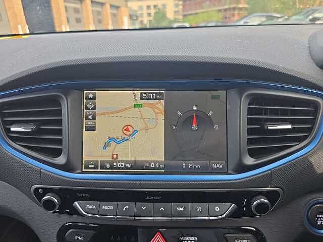 Hyundai IONIQ 1.6 GDi Hybrid Premium 5dr DCT