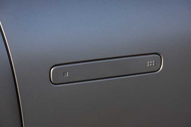 Hyundai IONIQ 6 E (228ps) Premium 77kWh (Single Motor) RWD