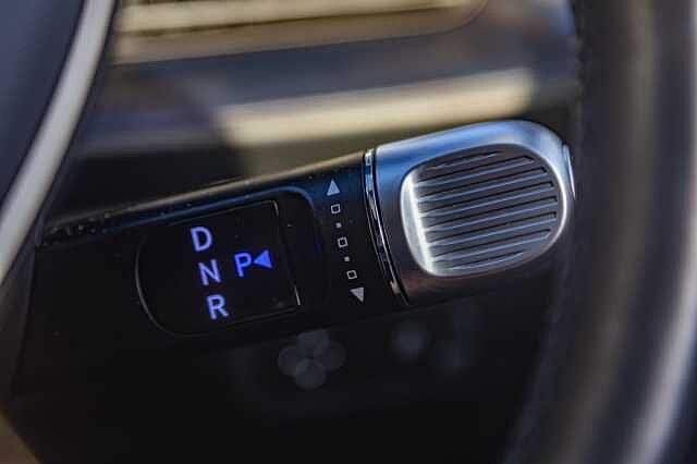 Hyundai IONIQ 6 E (228ps) Premium 77kWh (Single Motor) RWD