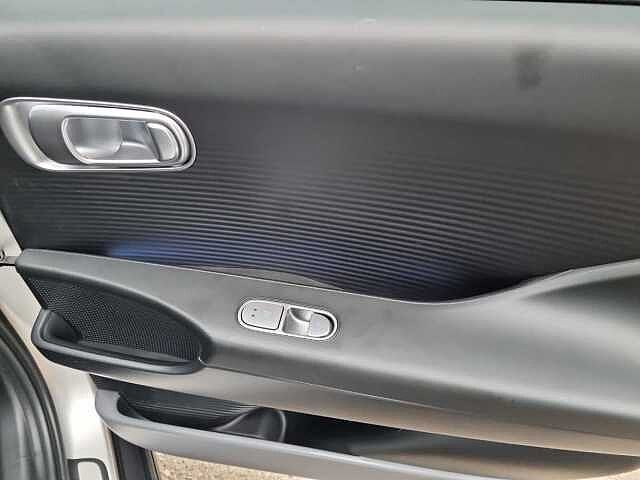 Hyundai IONIQ 6 E (228ps) Premium 77kWh (Single Motor) RWD