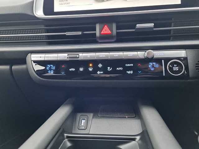 Hyundai IONIQ 6 E (228ps) Premium 77kWh (Single Motor) RWD
