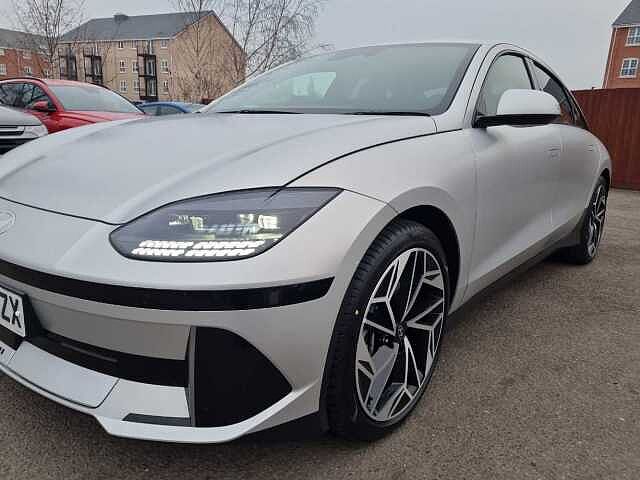 Hyundai IONIQ 6 E (228ps) Premium 77kWh (Single Motor) RWD