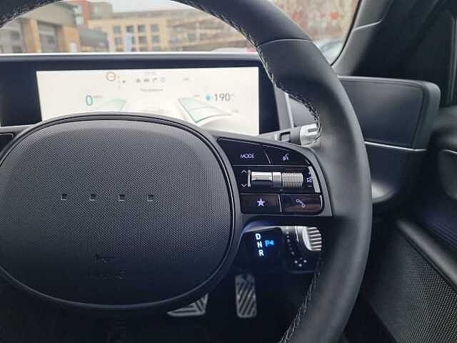 Hyundai IONIQ 6 E (228ps) Premium 77kWh (Single Motor) RWD
