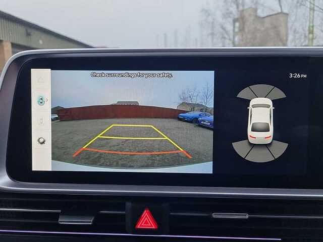 Hyundai IONIQ 6 E (228ps) Premium 77kWh (Single Motor) RWD