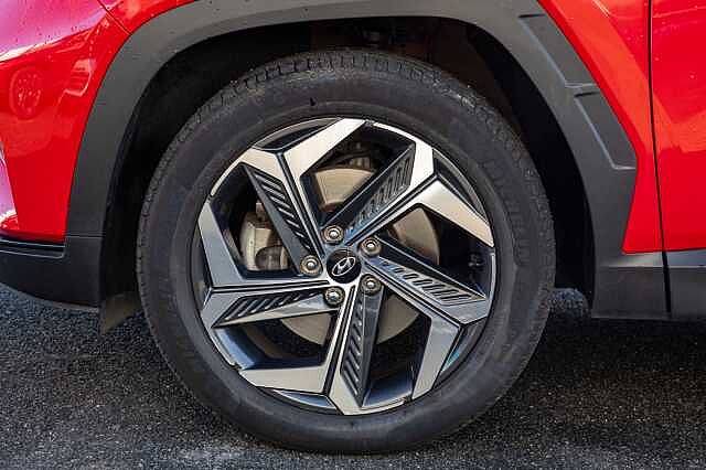Hyundai TUCSON 1.6 TGDi Plug-in Hybrid Premium 5dr 4WD Auto