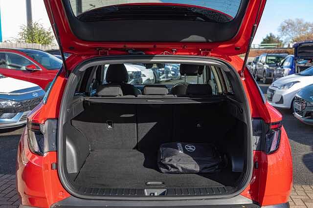 Hyundai TUCSON 1.6 TGDi Plug-in Hybrid Premium 5dr 4WD Auto