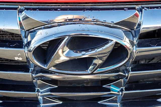 Hyundai TUCSON 1.6 TGDi Plug-in Hybrid Premium 5dr 4WD Auto