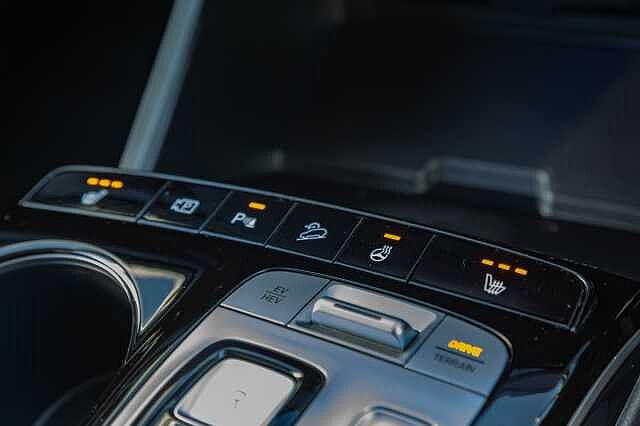 Hyundai TUCSON 1.6 TGDi Plug-in Hybrid Premium 5dr 4WD Auto
