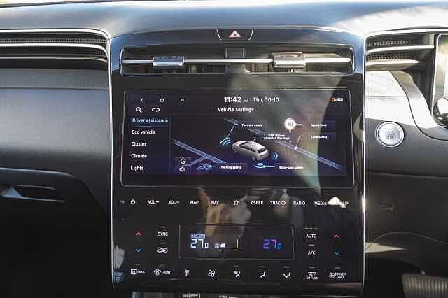 Hyundai TUCSON 1.6 TGDi Plug-in Hybrid Premium 5dr 4WD Auto