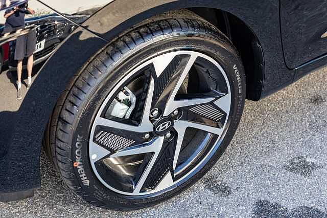 Hyundai i10 1.2 [79] Premium 5dr Auto [Nav]